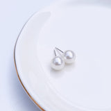 The Classic - Pearl Earrings