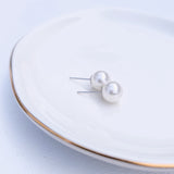 The Classic - Pearl Earrings