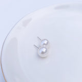 The Classic - Pearl Earrings