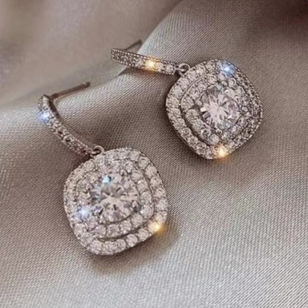 Glam Drop Earrings  - 0.5 Carat Moissanite