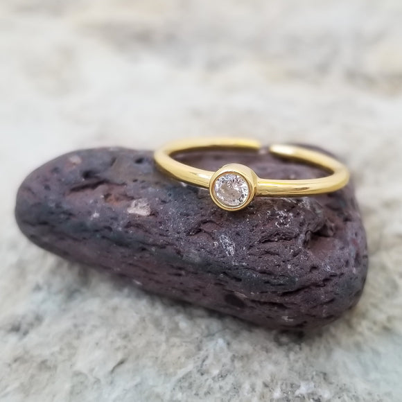 Simple Elegance Ring