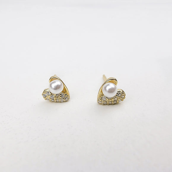 Pearl of My Heart Earrings